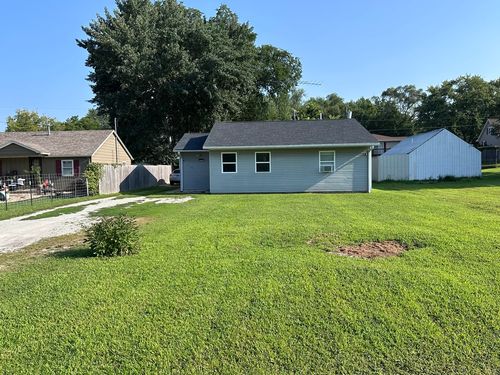3307 B St, Rock Falls, IL, 61071-2409 | Card Image