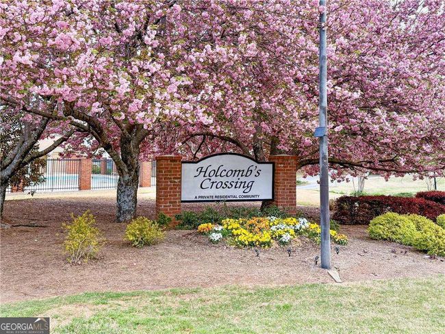 193 High Creek Dr, Townhouse with 2 bedrooms, 3 bathrooms and null parking in Roswell GA | Image 27