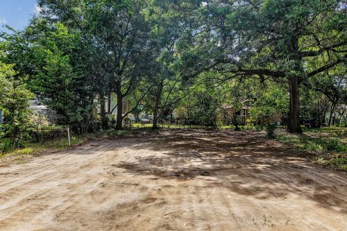 410 S 4th St, Fernandina Beach, FL, 32034-4226 | Card Image