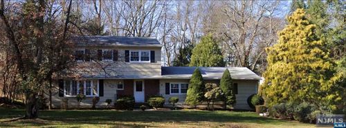 3 Magnolia Ave, Denville, NJ, 07834-9317 | Card Image