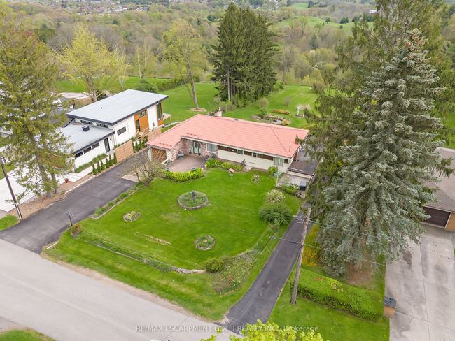 86 Maple Ave, House other with 2 bedrooms, 2 bathrooms and 15 parking in Dundas ON | Image 12