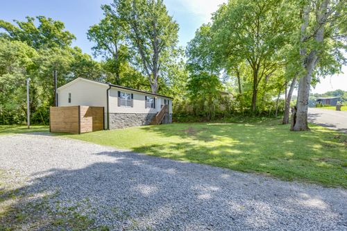 403 2nd Ave, Columbia, TN, 38401-2911 | Card Image