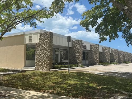24-1090 6th Ave N, Naples, FL, 34102 | Card Image