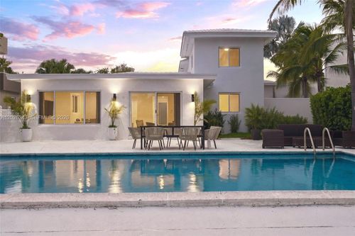 single-1510 S Treasure Dr, North Bay Village, FL, 33141-4127 | Card Image