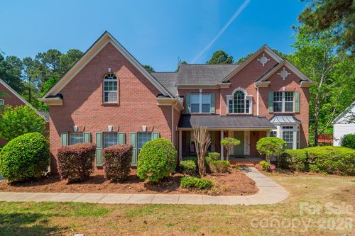 58-124 Whiterock Dr, Mount Holly, NC, 28120-8102 | Card Image