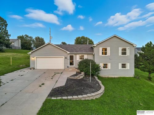 4774 Hiland Dr, Blair, NE, 68008-6370 | Card Image
