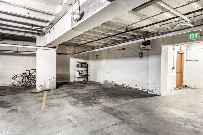 view of parking deck | Image 32