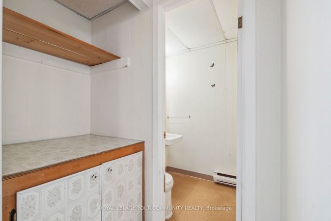 364 Regent St, Home with 0 bedrooms, 2 bathrooms and null parking in Orillia ON | Image 34