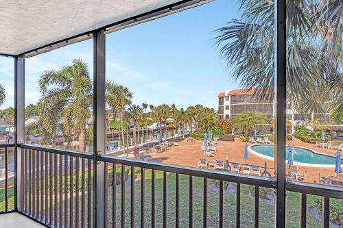 202-800 Jeffery 202 Street, Boca Raton, FL, 33487 | Card Image