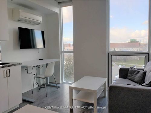 528-1900 Simcoe St N, Oshawa, ON, L1G0C1 | Card Image