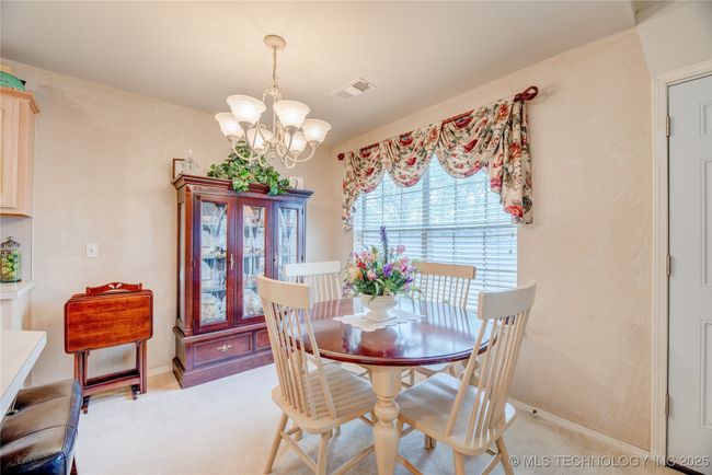 19608 E 39 Th Pl S, House other with 3 bedrooms, 2 bathrooms and null parking in Broken Arrow OK | Image 14