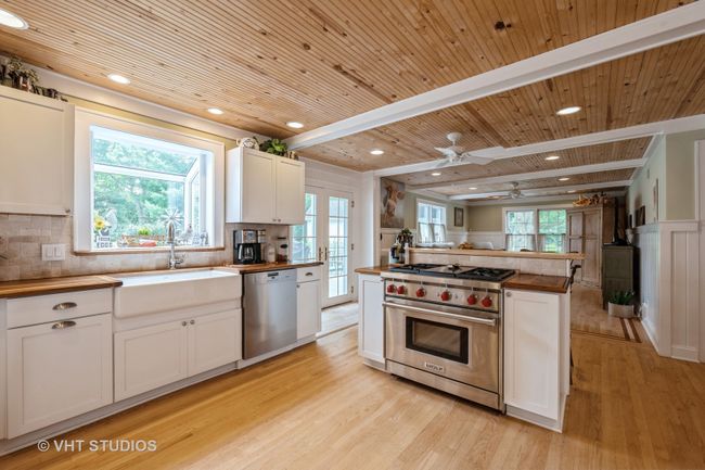 1810 Hunters Ln, House other with 4 bedrooms, 3 bathrooms and 8 parking in Spring Grove IL | Image 14