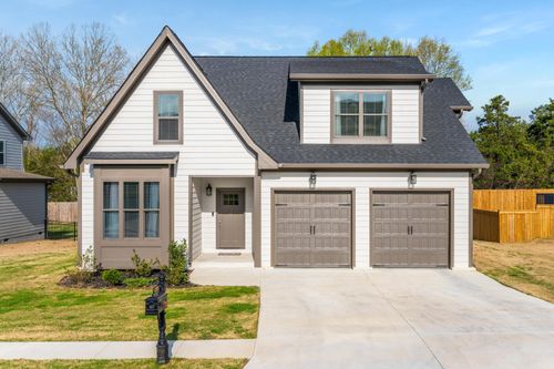 8906 Silver Maple Dr, Ooltewah, TN, 37363-2906 | Card Image