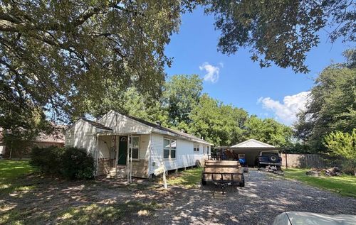 2038 6th St, Port Neches, TX, 77651-3608 | Card Image