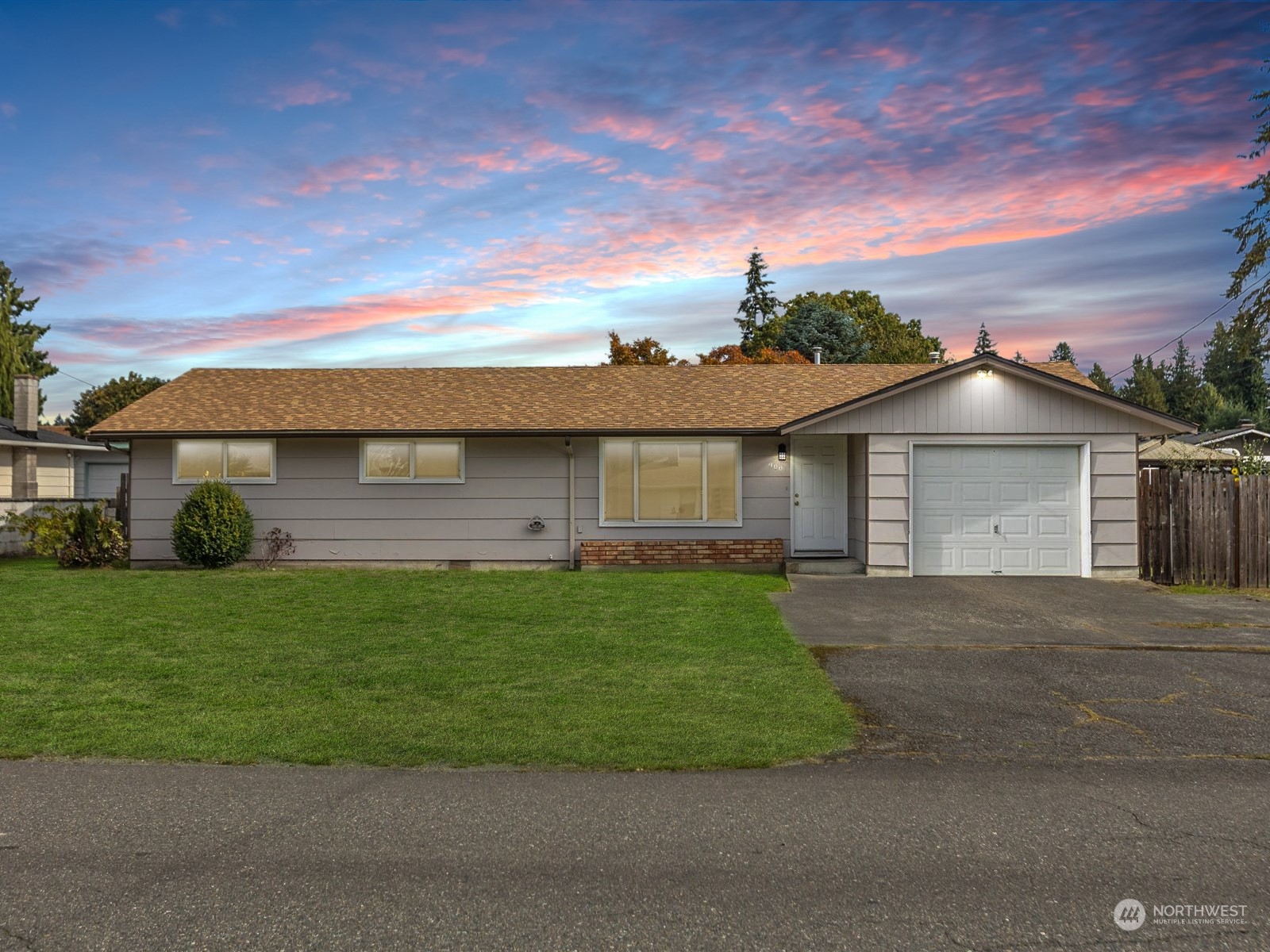 48th Dr, Marysville, WA 98270