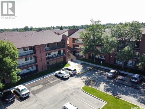 205-3308 33rd St W, Saskatoon, SK, S7L6S6 | Card Image
