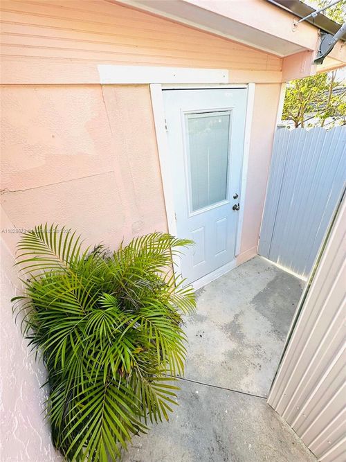 rear-26750 Sw 125th Ave, Homestead, FL, 33032-7923 | Card Image