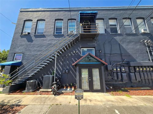 105-105 E Court St, Tarpon Springs, FL, 34689-3429 | Card Image