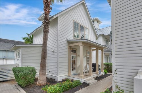 c1-230 Round Rd, Port Aransas, TX, 78373 | Card Image