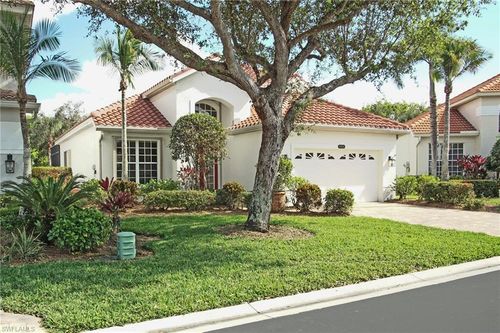 8908 Ventura Way, NAPLES, FL, 34109 | Card Image