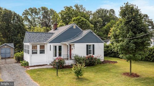 17516 Harmony Church Rd, Hamilton, VA, 20158-9040 | Card Image