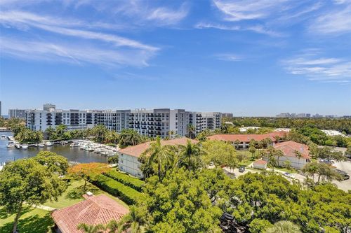 905-3200 Port Royale Dr N, Fort Lauderdale, FL, 33308-7809 | Card Image