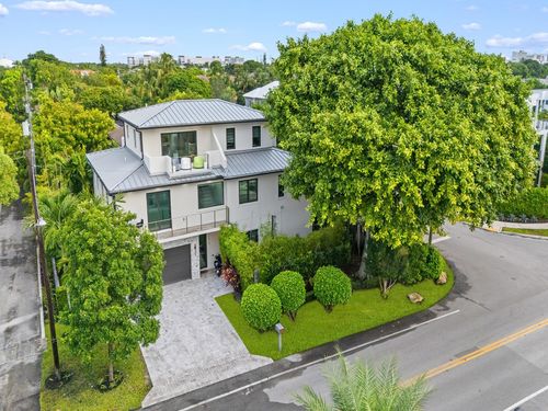 1415 Ne 6th St, Fort Lauderdale, FL, 33304-2914 | Card Image