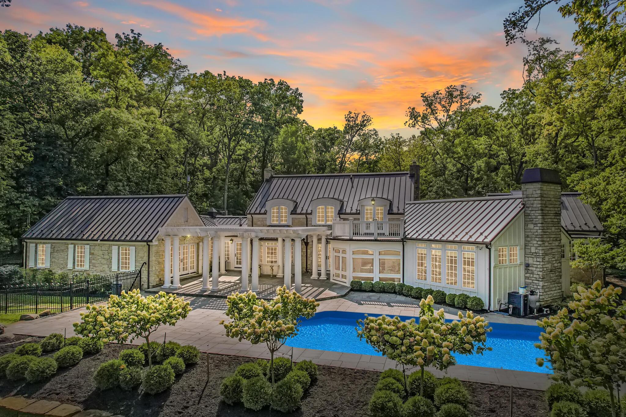 Dublin Rd, Columbus, OH 43221