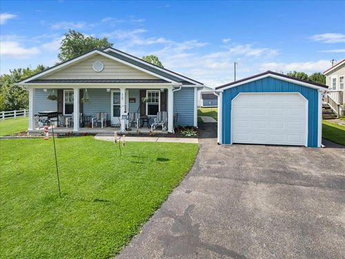 518 Walnut Ave, Rural Retreat, VA, 24368-3111 | Card Image