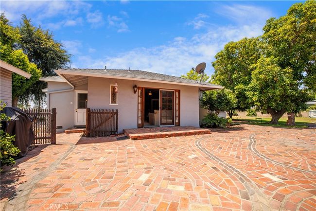 695 W 13 Th St, House other with 2 bedrooms, 2 bathrooms and 1 parking in Upland CA | Image 29