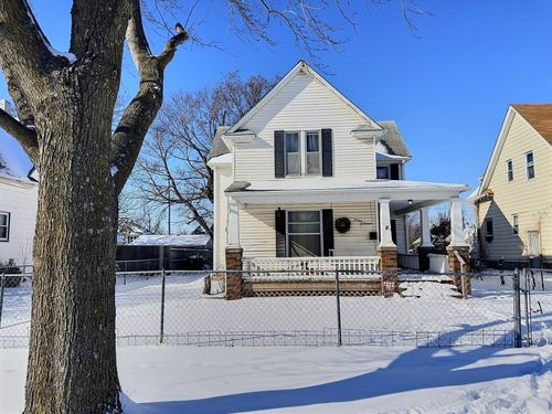 211 Allison St, Newton, KS, 67114-3724 | Card Image