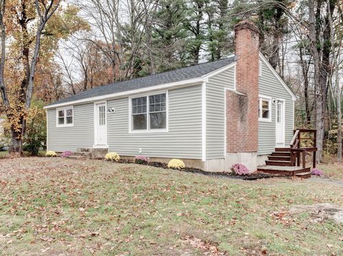 52 North Rd, East Granby, CT, 06026-9588 | Card Image