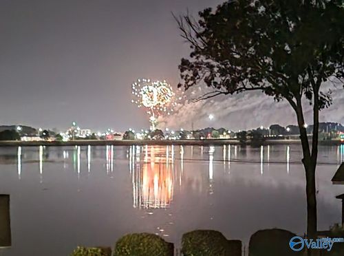 213 Lake Wood Dr, Gadsden, AL, 35901-5341 | Card Image