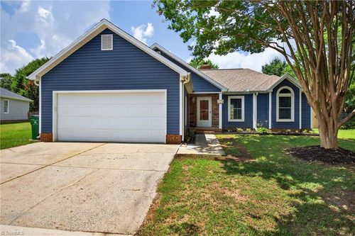 1811 Tufnell Ct, Charlotte, NC, 28262-9242 | Card Image