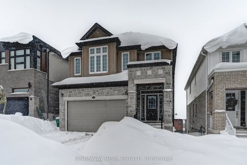 520 Nathalie Cres, Kitchener, ON, N2E0H8 | Card Image