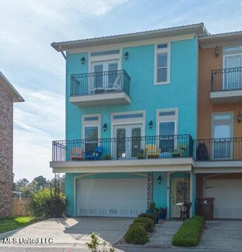 7 Oak Alley Ln, Long Beach, MS, 39560-8000 | Card Image