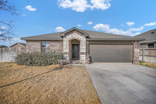 7003 Adenium Rd, Odessa, TX, 79765-2584 | Card Image