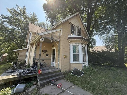 1026 Kearney St, Atchison, KS, 66002-1632 | Card Image