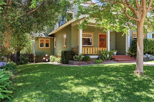 6211 Washington Ave, Whittier, CA, 90601-3641 | Card Image
