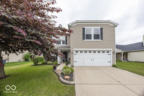5504 Grassy Bank Dr, Indianapolis, IN, 46237-8498 | Card Image