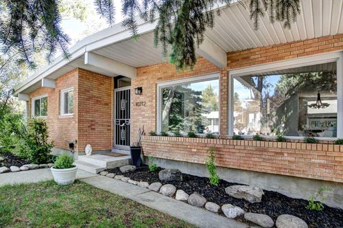 10212 7 St Sw, Calgary, AB, T2W0G3 | Card Image