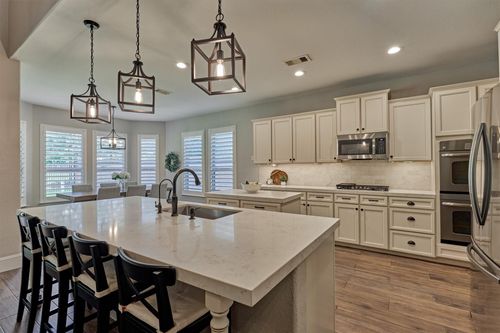 155 W Wading Pond Cir, Tomball, TX, 77375-4684 | Card Image