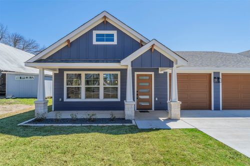 224 Patrick St, Waxahachie, TX, 75165-2918 | Card Image