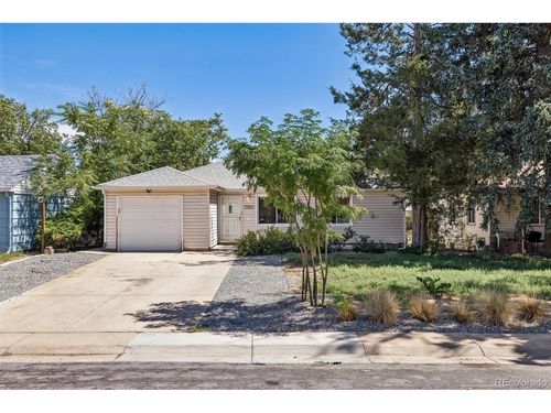 1064 Galena St, Aurora, CO, 80010 | Card Image