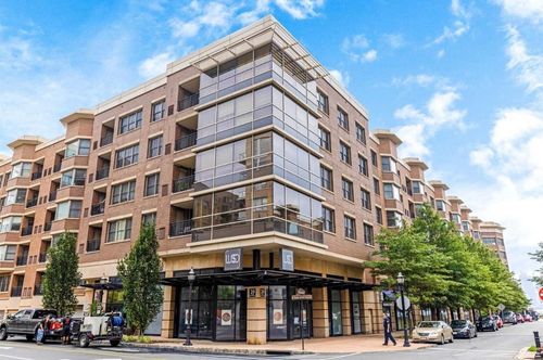 apt-514-20 Ave At Port Imperial, West New York, NJ, 07093-8422 | Card Image