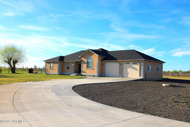 Driveway | Image 4