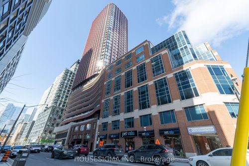 3007-180 Front Street E, Toronto, ON, M5A0A9 | Card Image