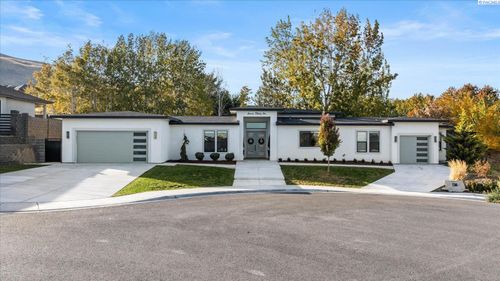 736 Mara Loop, Richland, WA, 99352-5562 | Card Image