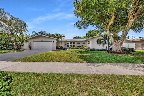 611 N Highland Dr, Hollywood, FL, 33021-6013 | Card Image