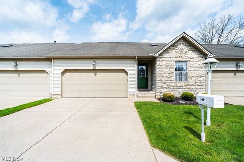 344 Myron Street, Hubbard, OH, 44425 | Card Image